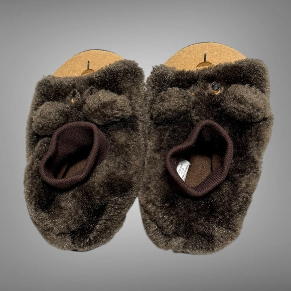 L.L. Bean Toddlers' Animal Paws Slippers Brown Bear Size 11/12 Toddler - Picture 2 of 11
